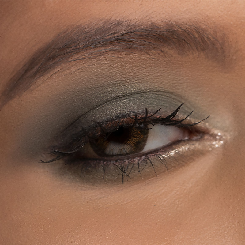 Kay Beauty By Katrina Kaif Eyeshadow Palette - Wild and Free