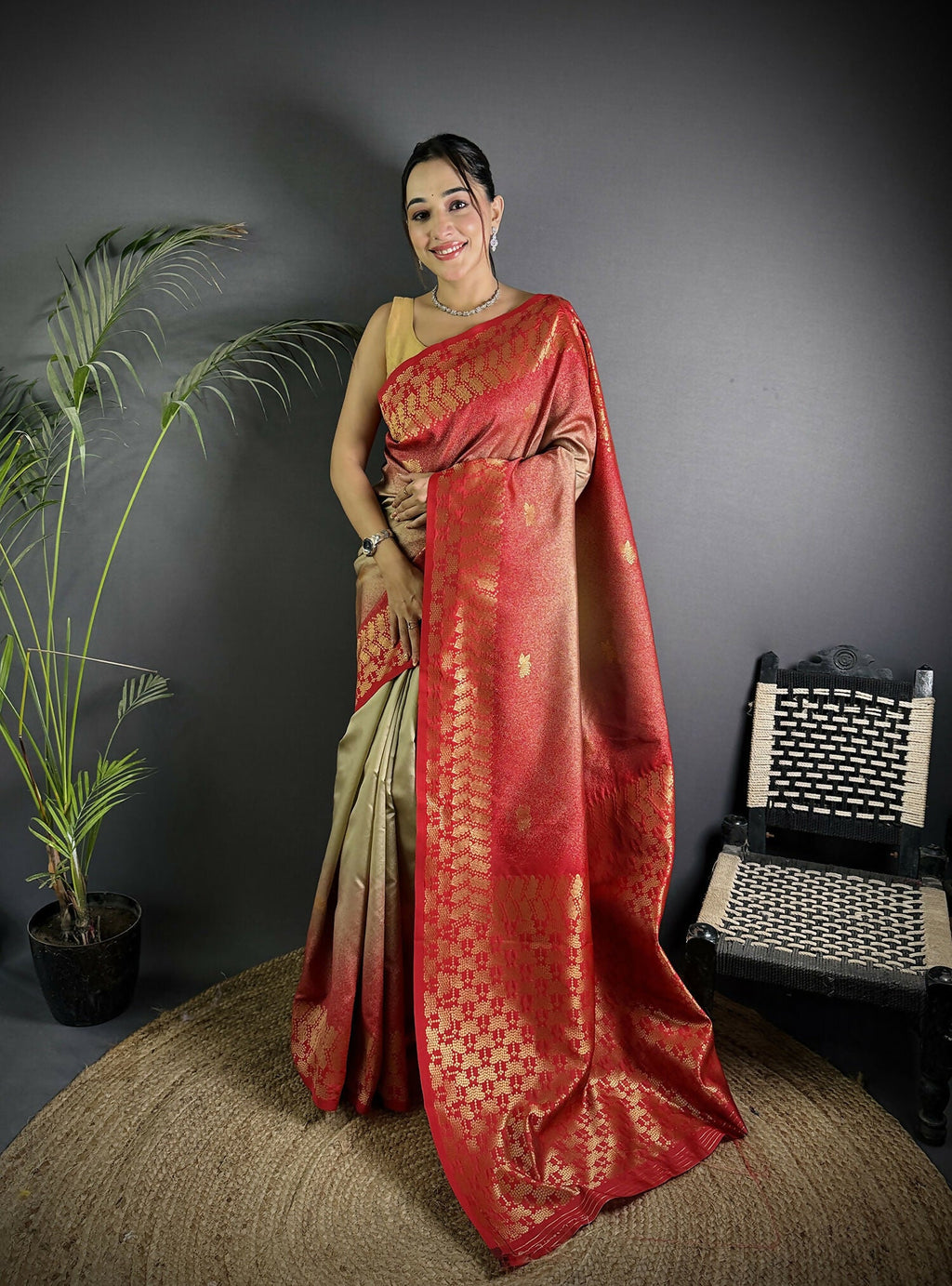 Joban Fashion Beige Handloom Silk Ikkat Saree - Distacart