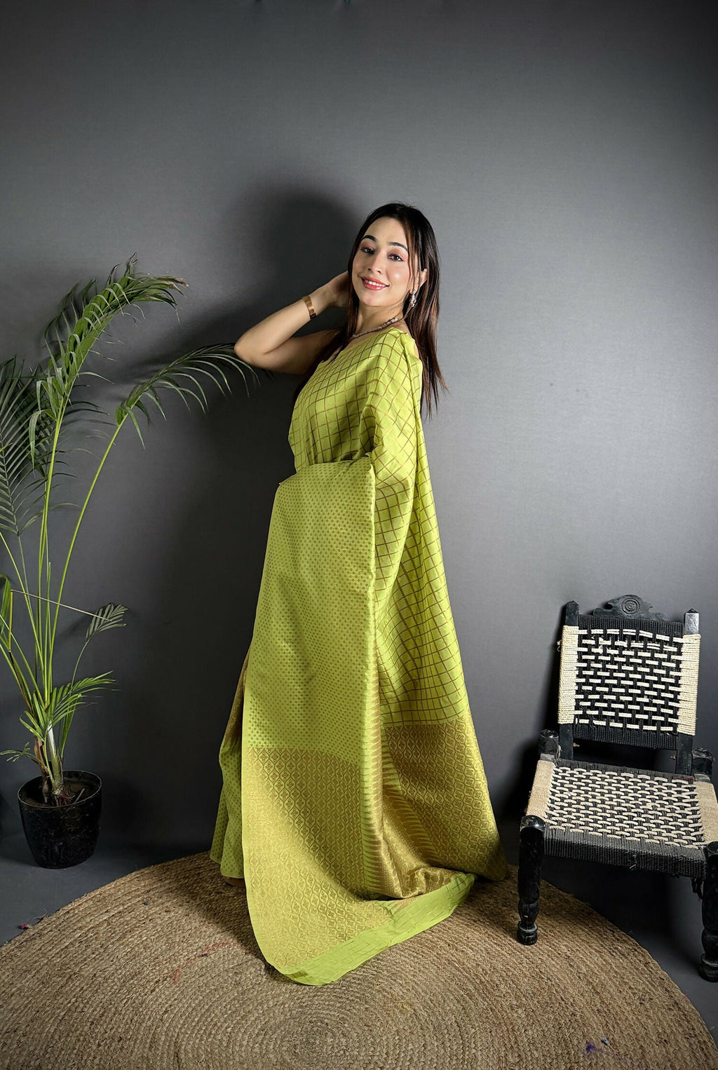 Joban Fashion Light Green Banarasi Soft Lichi Silk Checks & Woven Saree - Distacart