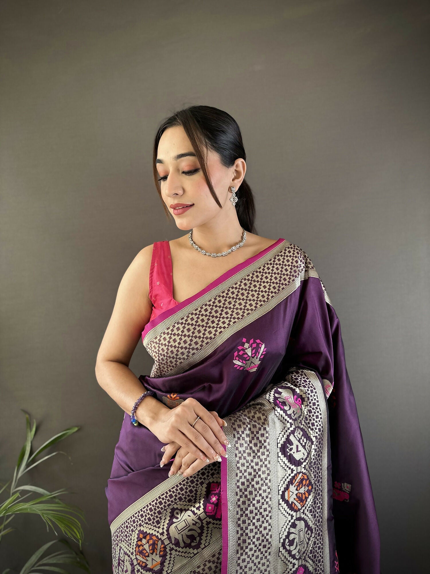Joban Fashion Wine Elephant & Floral Motifs Soft Lichi Silk Banarasi Saree - Distacart