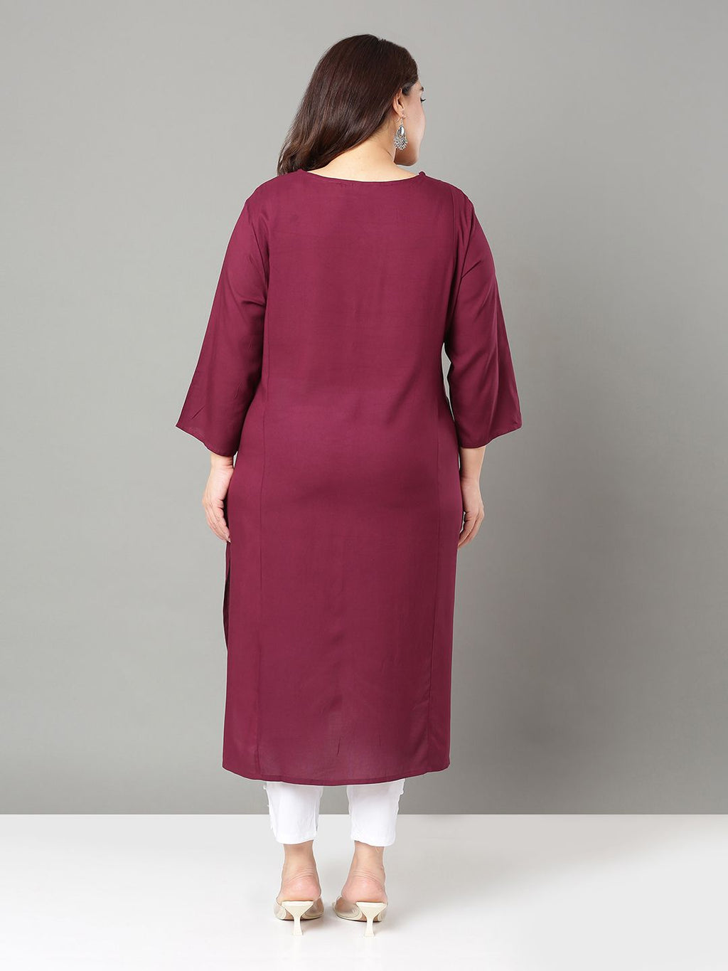 Sztori Plus Size Floral Yoke Design Mirror Work Straight Kurta