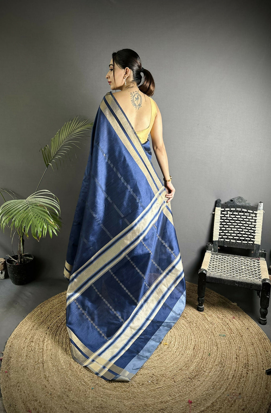 Joban Fashion Navy Blue Woven Pattern Raw Silk Kanjivaram Silk Saree - Distacart