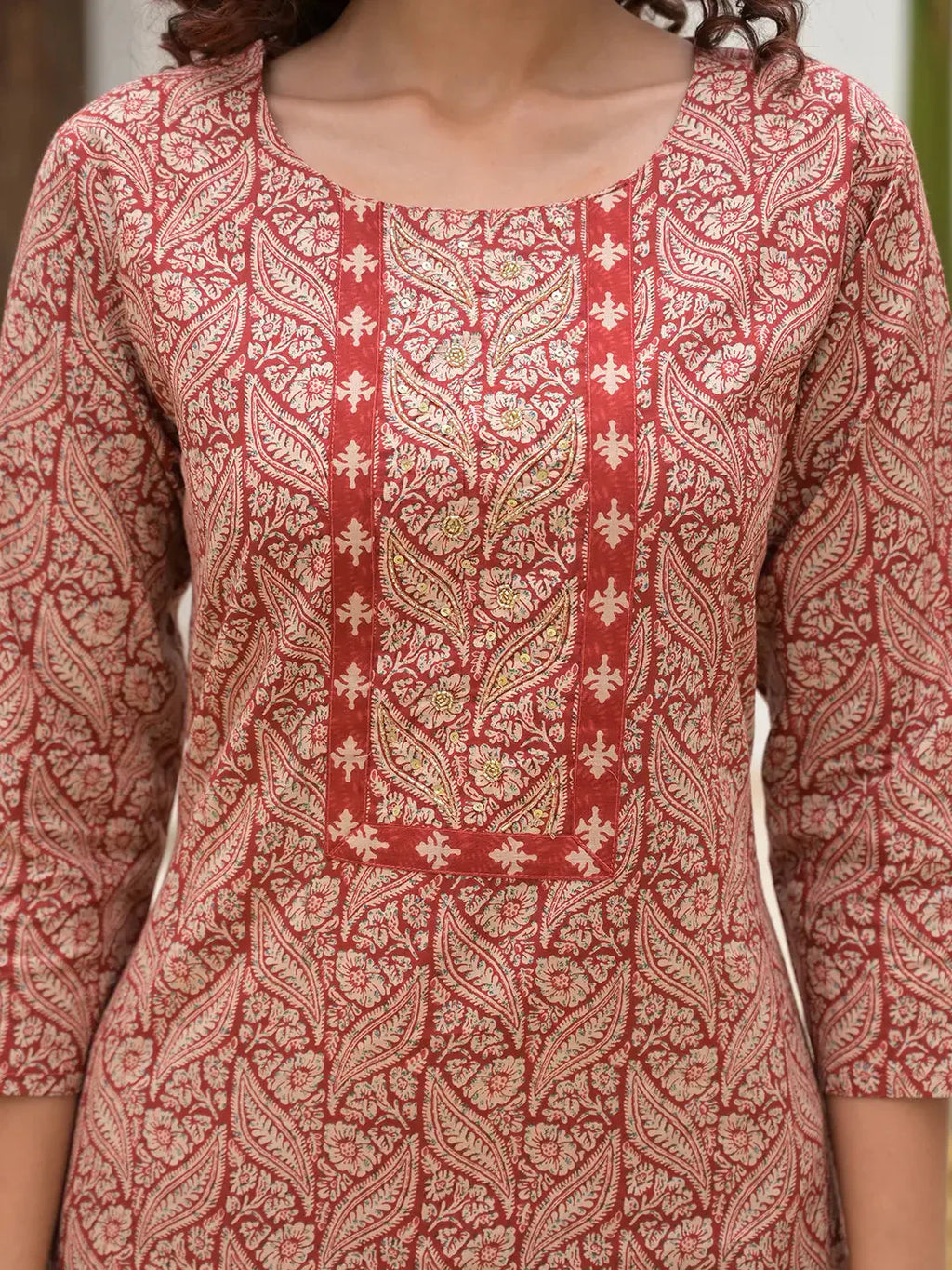 Yufta Yufta Embroidered Printed Maroon Cotton Kurta Set With Dupatta Set