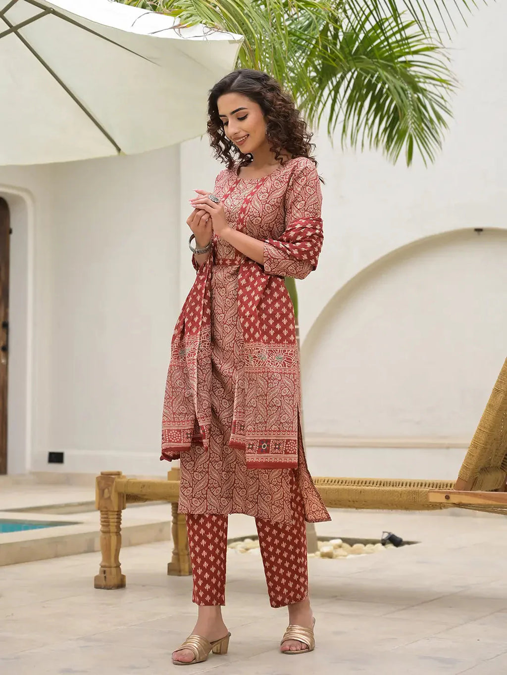 Yufta Yufta Embroidered Printed Maroon Cotton Kurta Set With Dupatta Set