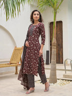 Yufta Yufta Piping On Yoke Floral Print Maroon Cotton Kurta Set With Dupatta Set