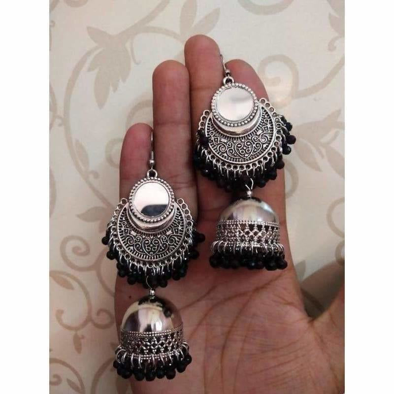 Women artificial jwellery Earring Color-Black
