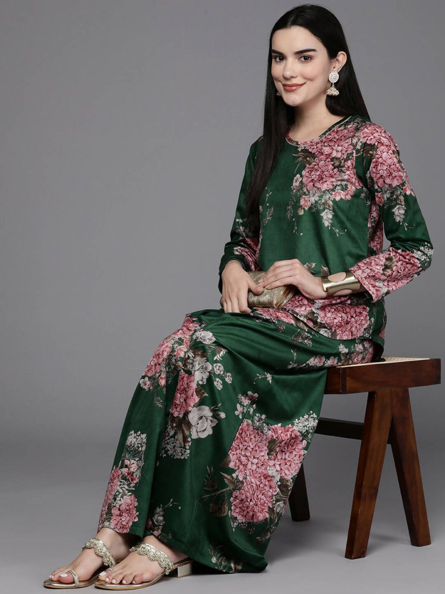 Ahalyaa Women Floral Printed Velvet Tunic with Palazzos - Green Color