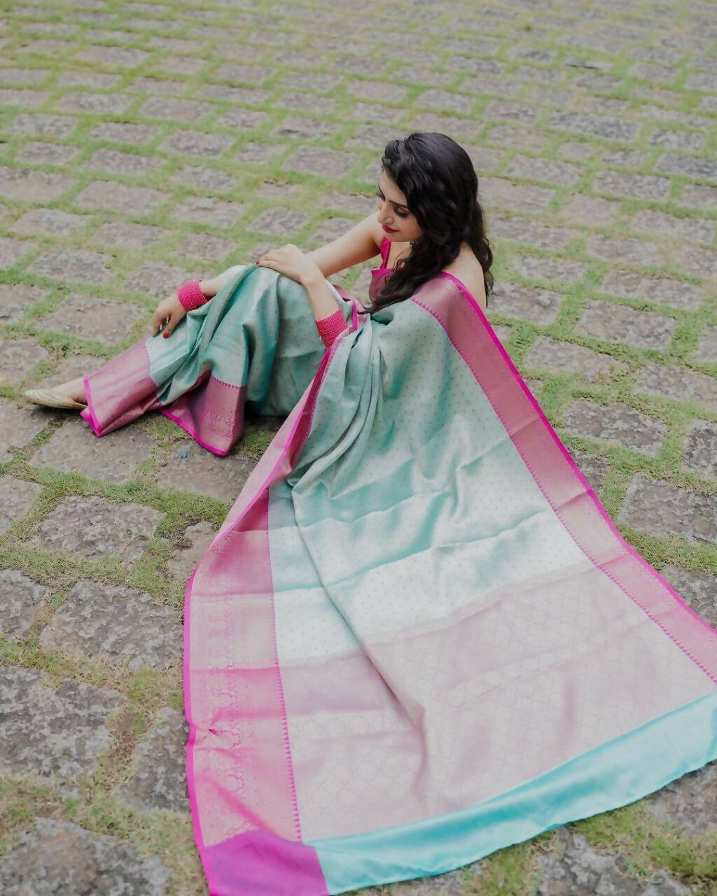DEIANA'S Beautiful Designer Golden zari Soft Lichi Silk Saree - Sky