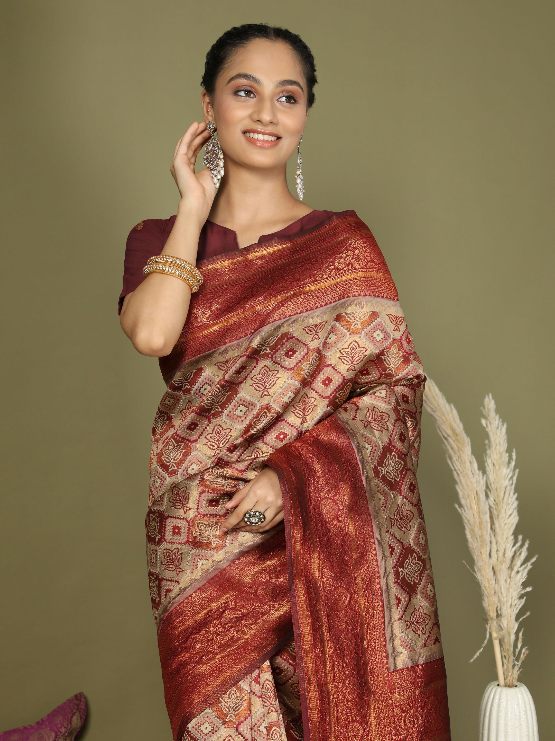 Shree Shyam Fashion Lichi Silk Cream Saree - Distacart