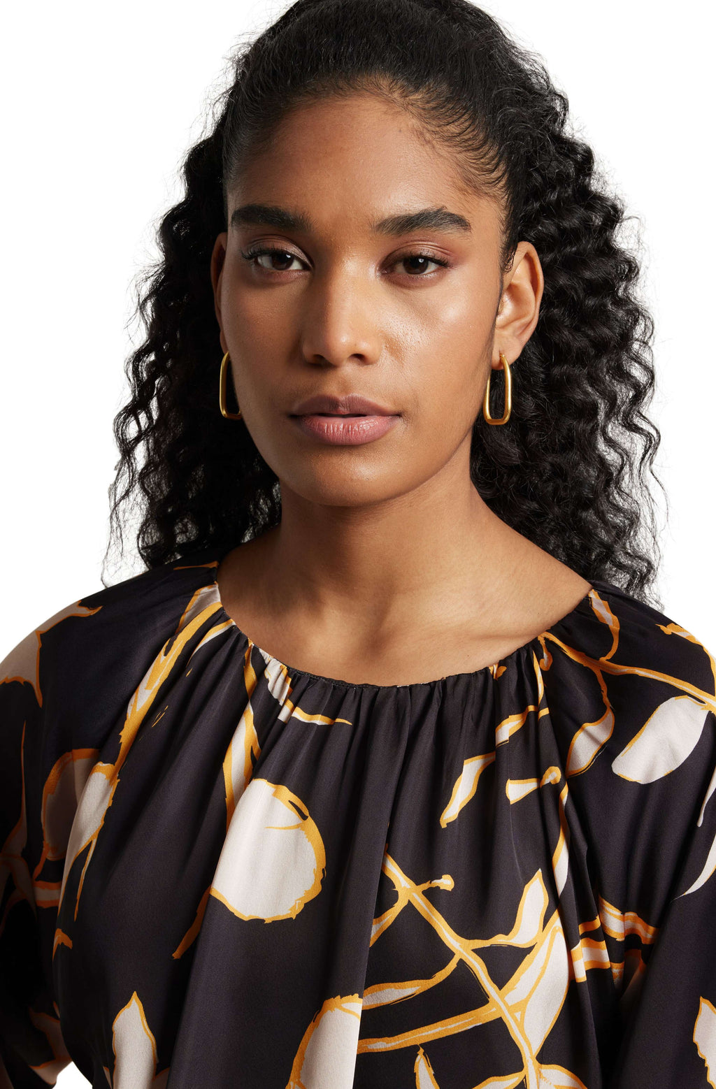 Zaccai Women's Black Satin Abstract Top