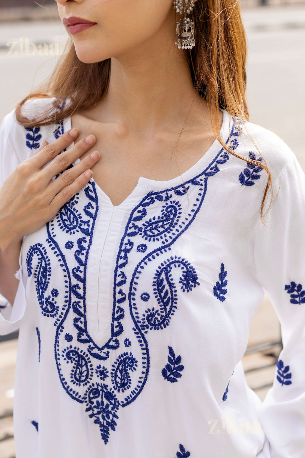 Zibaa Rayon White Chikankari Kurti with small motifs - Distacart