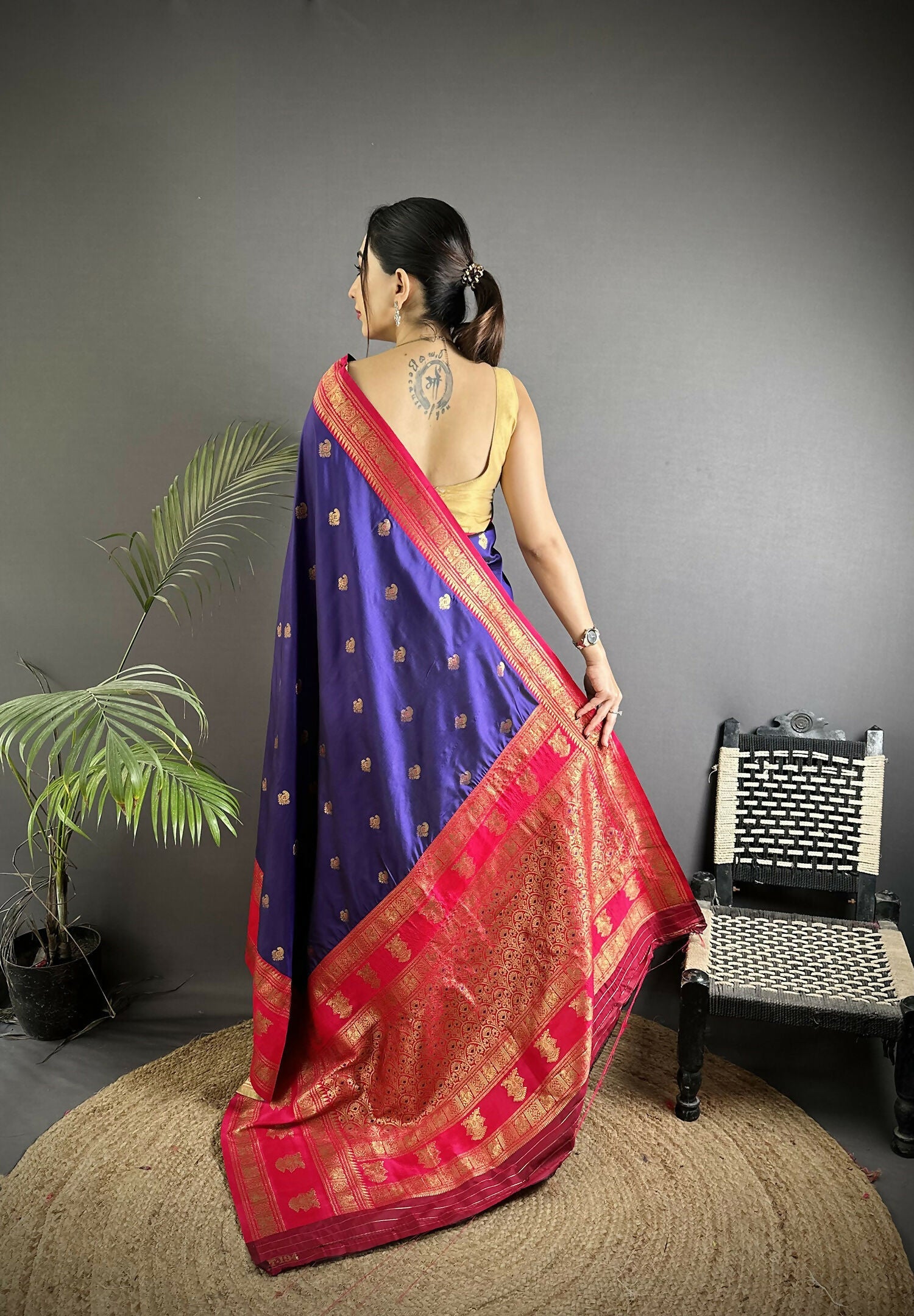 Joban Fashion Navy Blue Banarasi Soft Silk Woven Butti Saree - Distacart