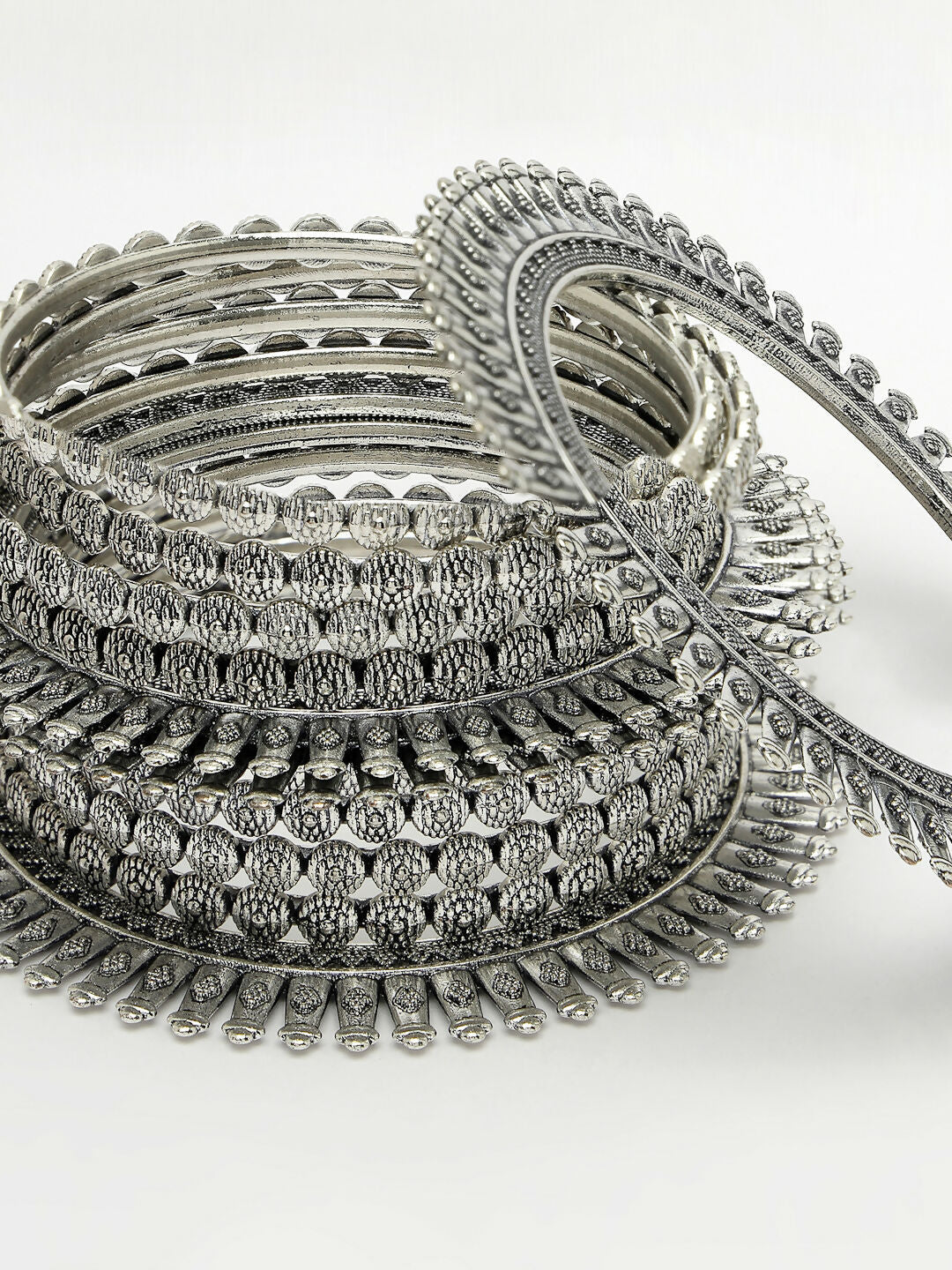 NVR Women's Set of 6 Silver-Toned German Silver Oxidised Bangles - Distacart