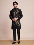 Vastranavya Traditional Festival Wear Pure Silk Thread & Sequence Embroidered Work Kurta