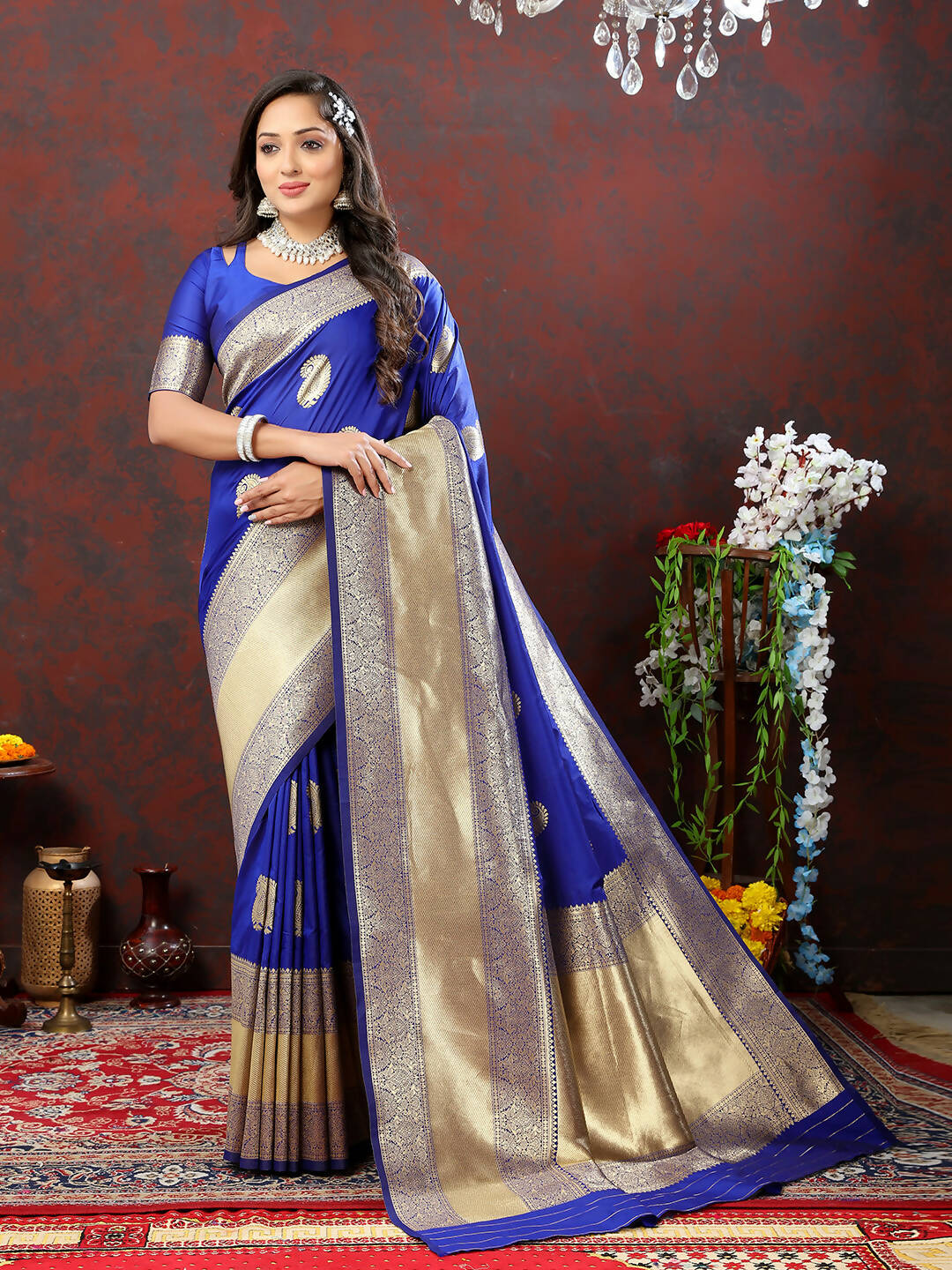 Lorenvalley Fashion Blue Soft Silk Woven Design Gold Zari Weaving Saree
