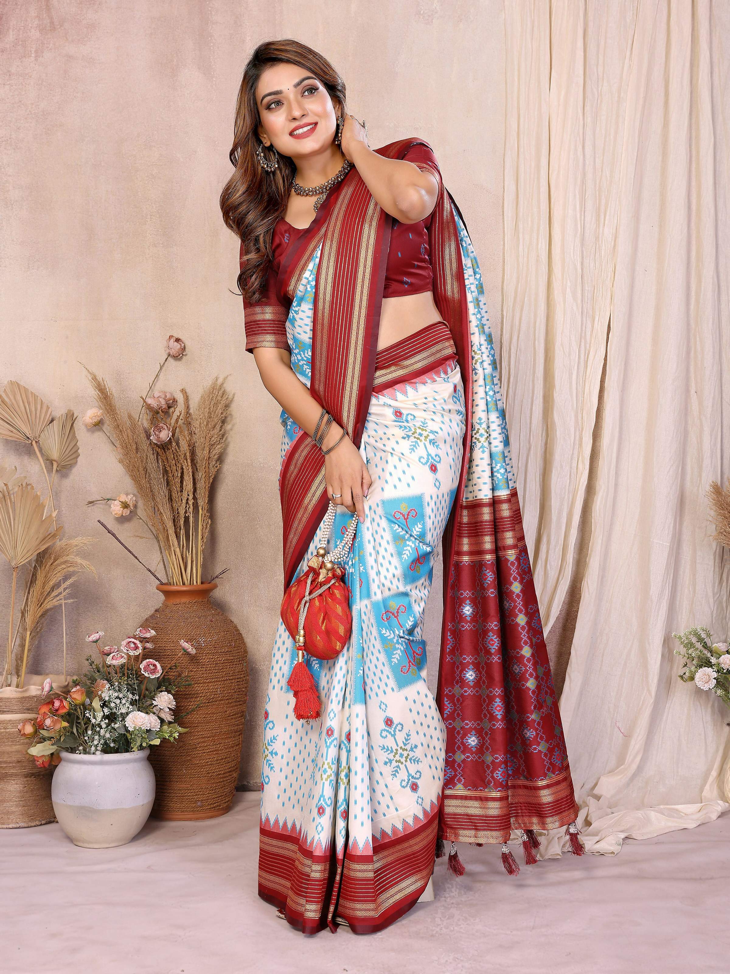 Aastha Fashion White Soft Silk Weaving Saree - Distacart