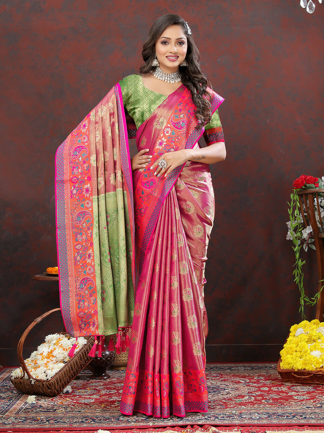 Lorenvalley Fashion Magenta Kanjivaram Silk Woven Design with Zari Weaving Saree