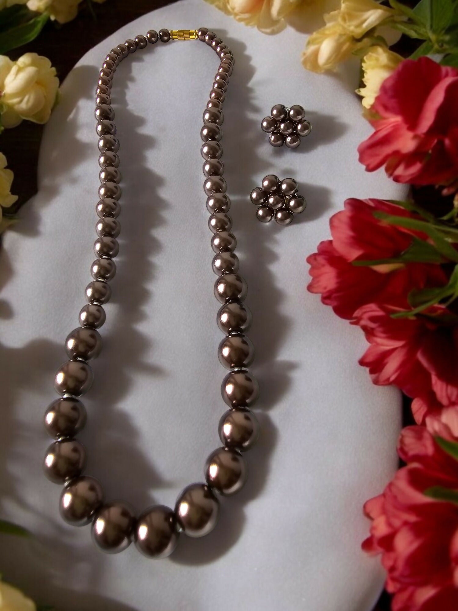Inhanns Spectrum Everyday Pearl Sets - Single Strand - Chocolate