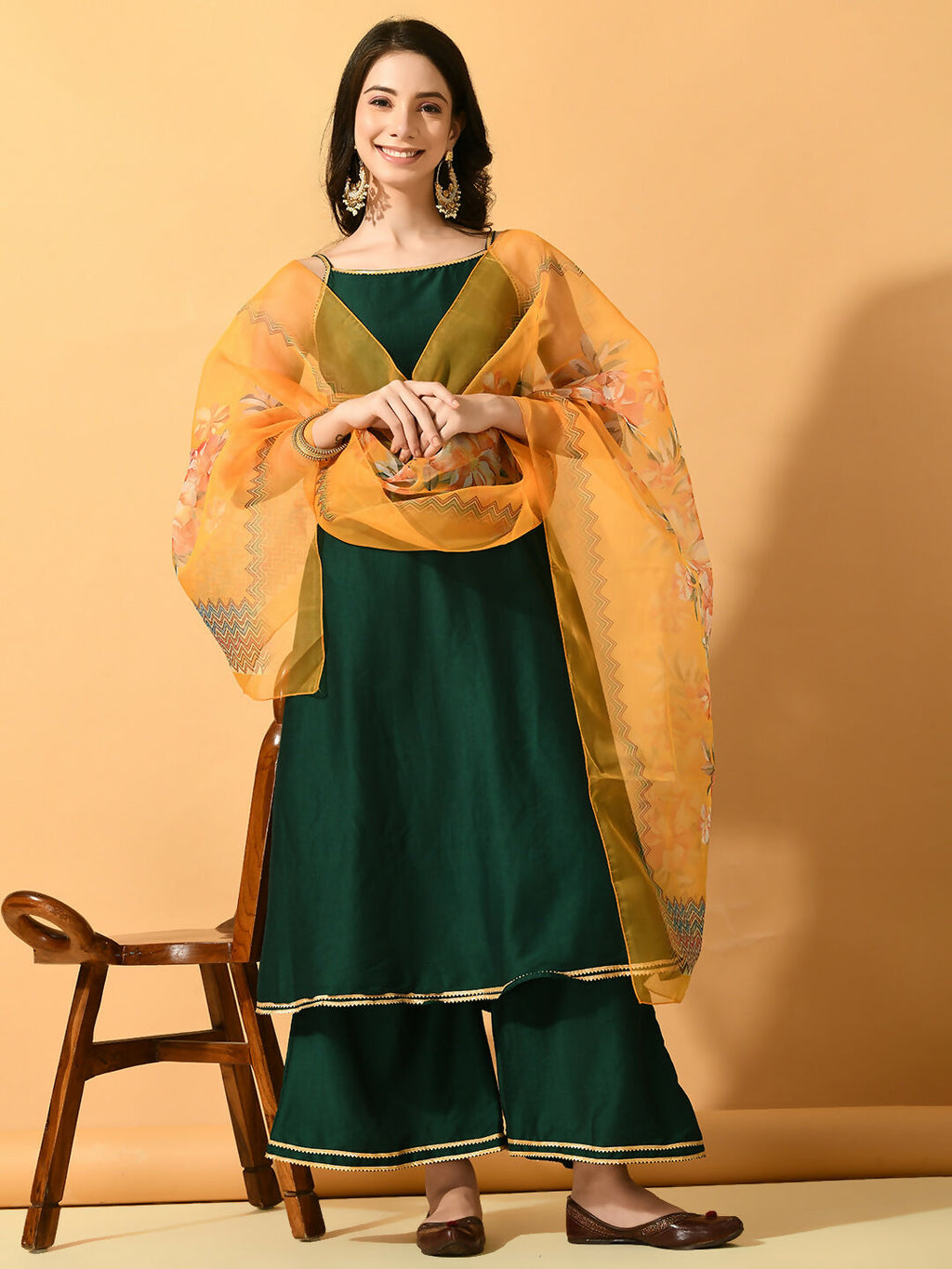 Myshka Women's Green Solid Party Kurta Sets