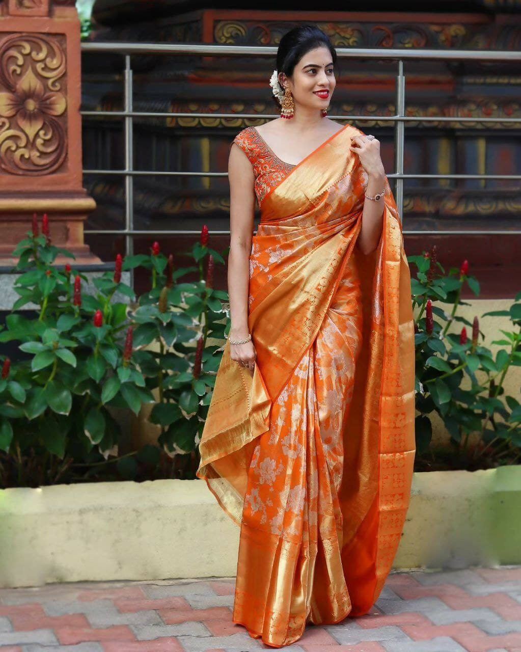 DEIANA'S Beautiful Designer Golden zari Soft Lichi Silk Saree - Orange