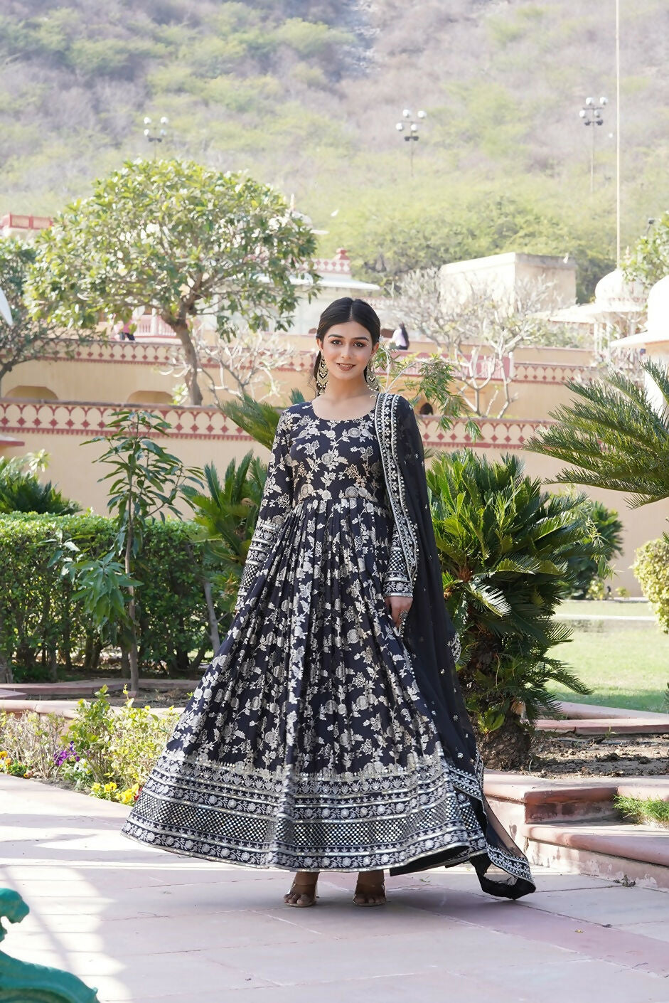 Joban Fashion Black Viscose Jacquard Sequence Embroidery Work Kurta Set - Distacart