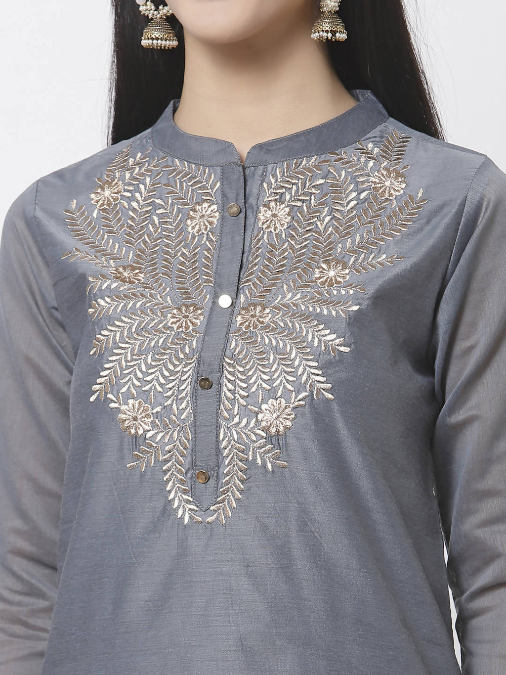 Myshka Women Grey Chanderi Embroidered 3/4 Sleeve Round Neck Kurta