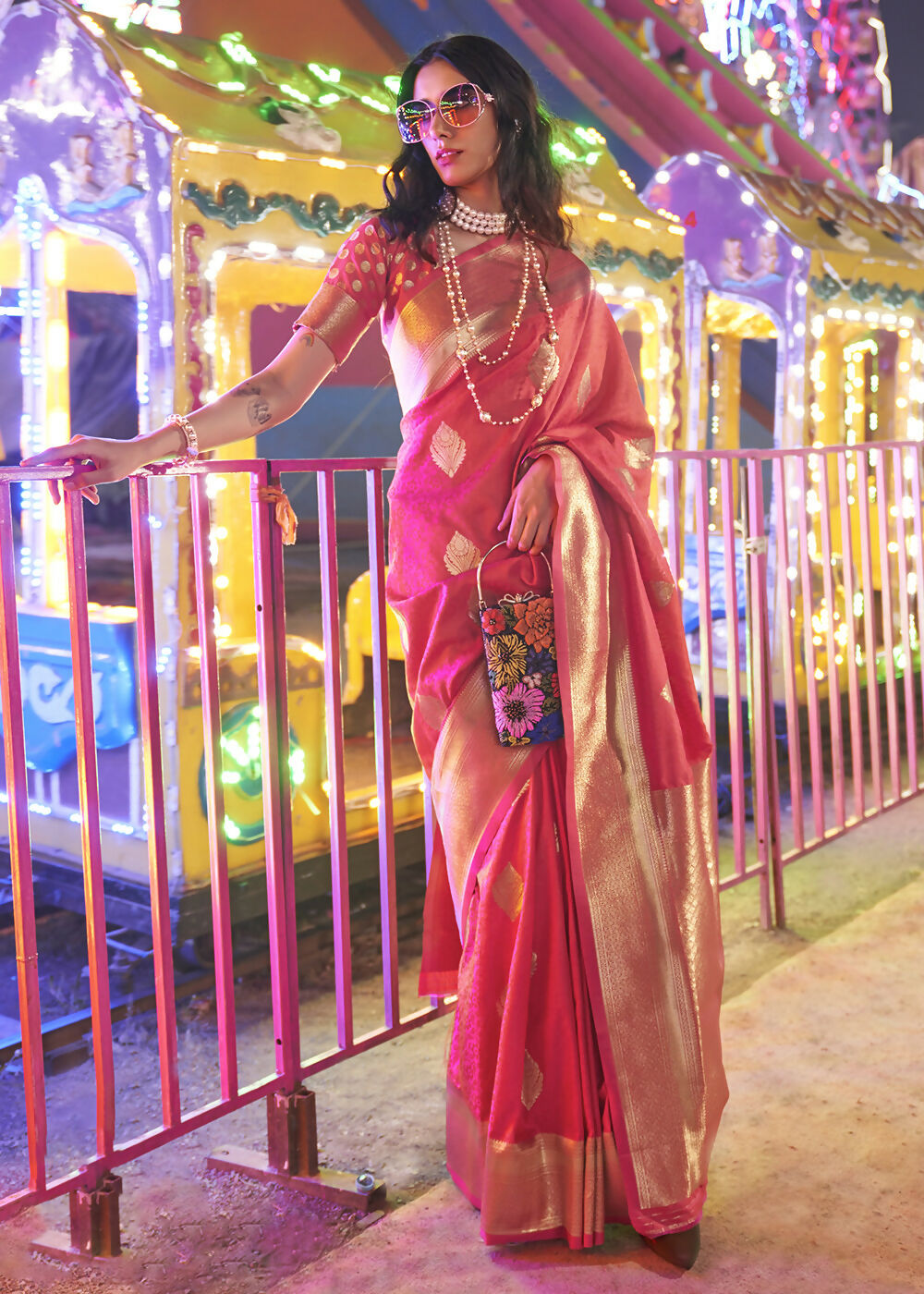 Beautiful Hot Pink Handloom Weaving Silk Saree - Emponline