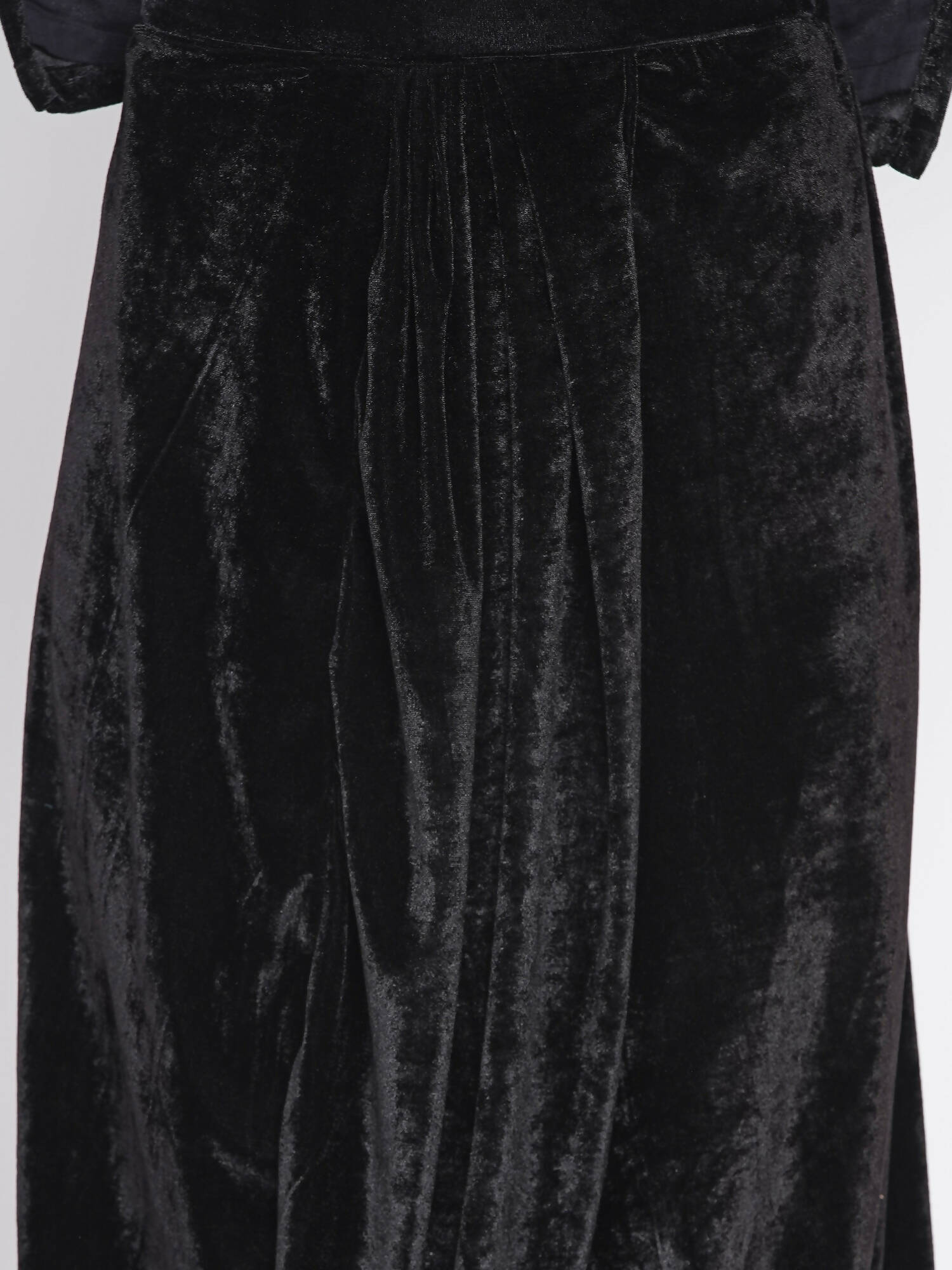 Women Republic Black Velvet Embroiderd Koti With Dhoti Pants - Distacart