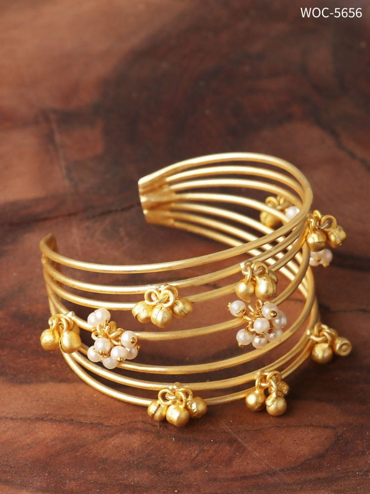 Mominos Fashion Johar Kamal Matt Golden Ghungroo Bracelet