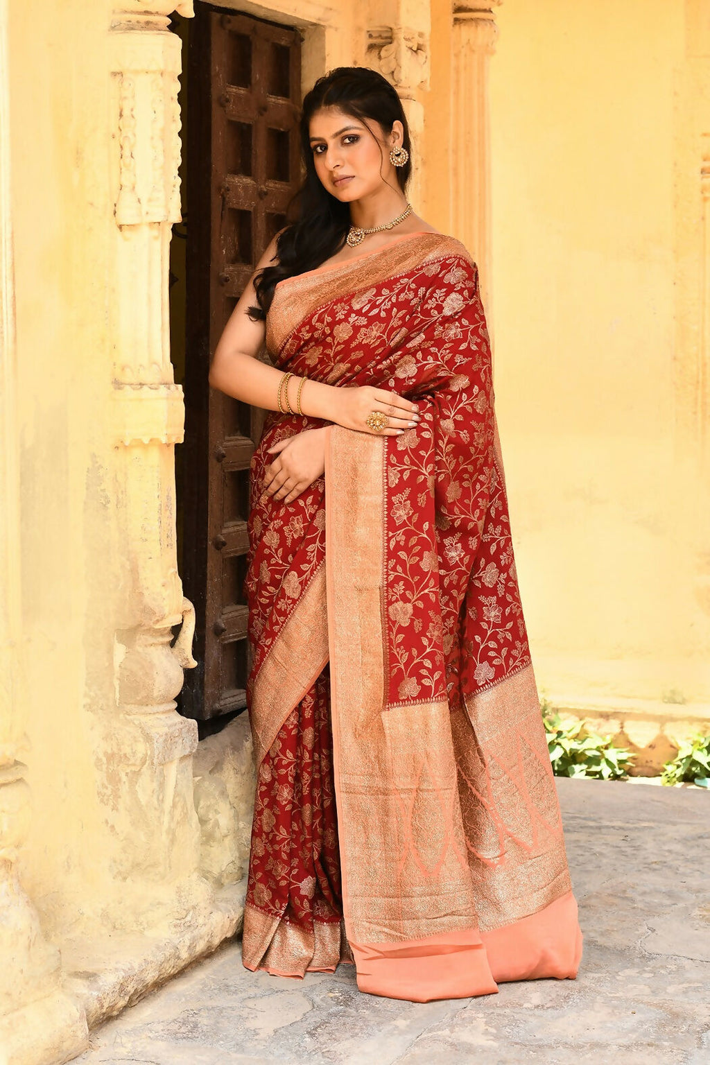 Joban Fashion Red Crepe Chiffon Pure Handloom Banarasi Silk Saree