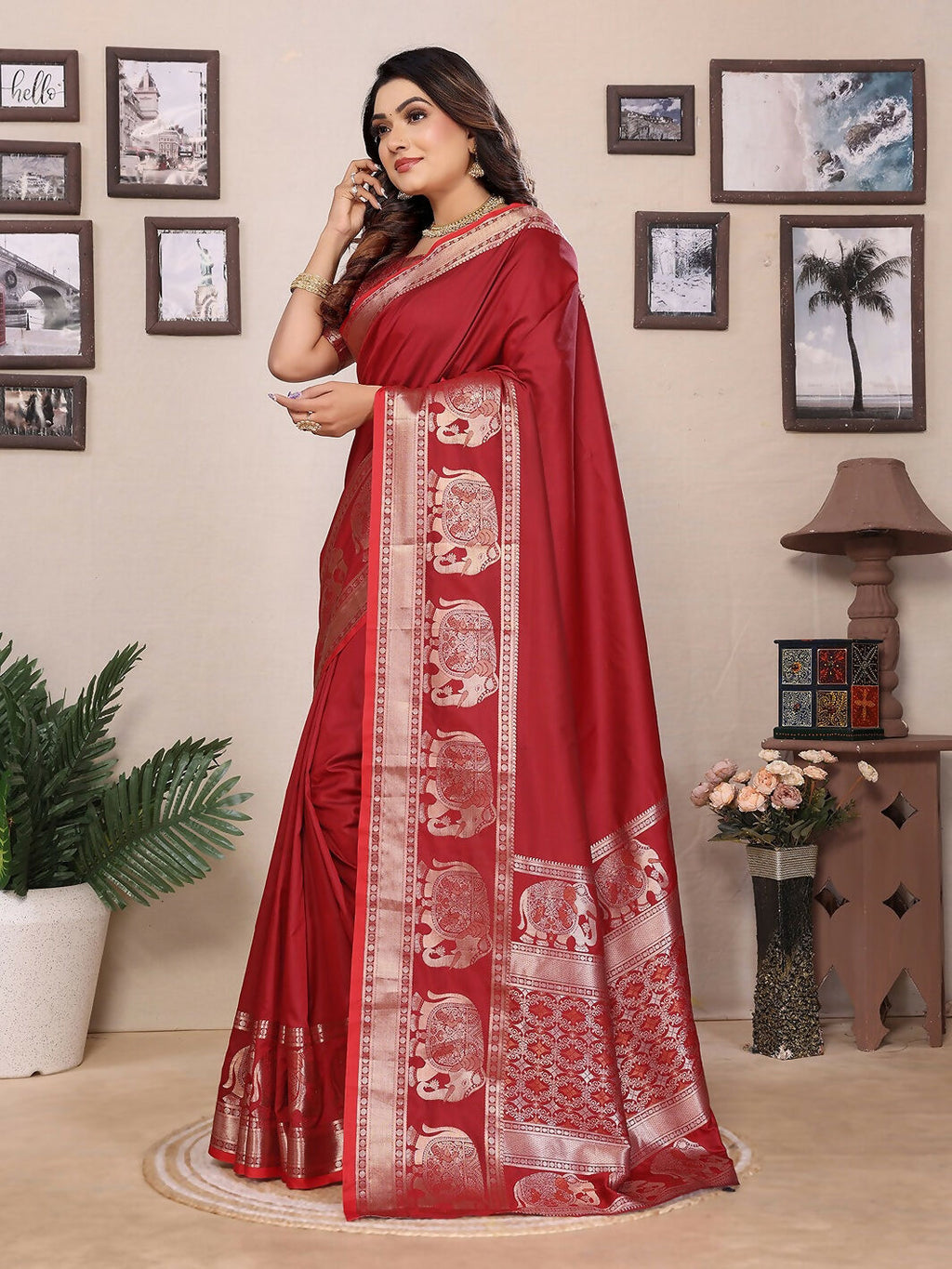 Joban Fashion Red Solid Banarasi Silk Sarees