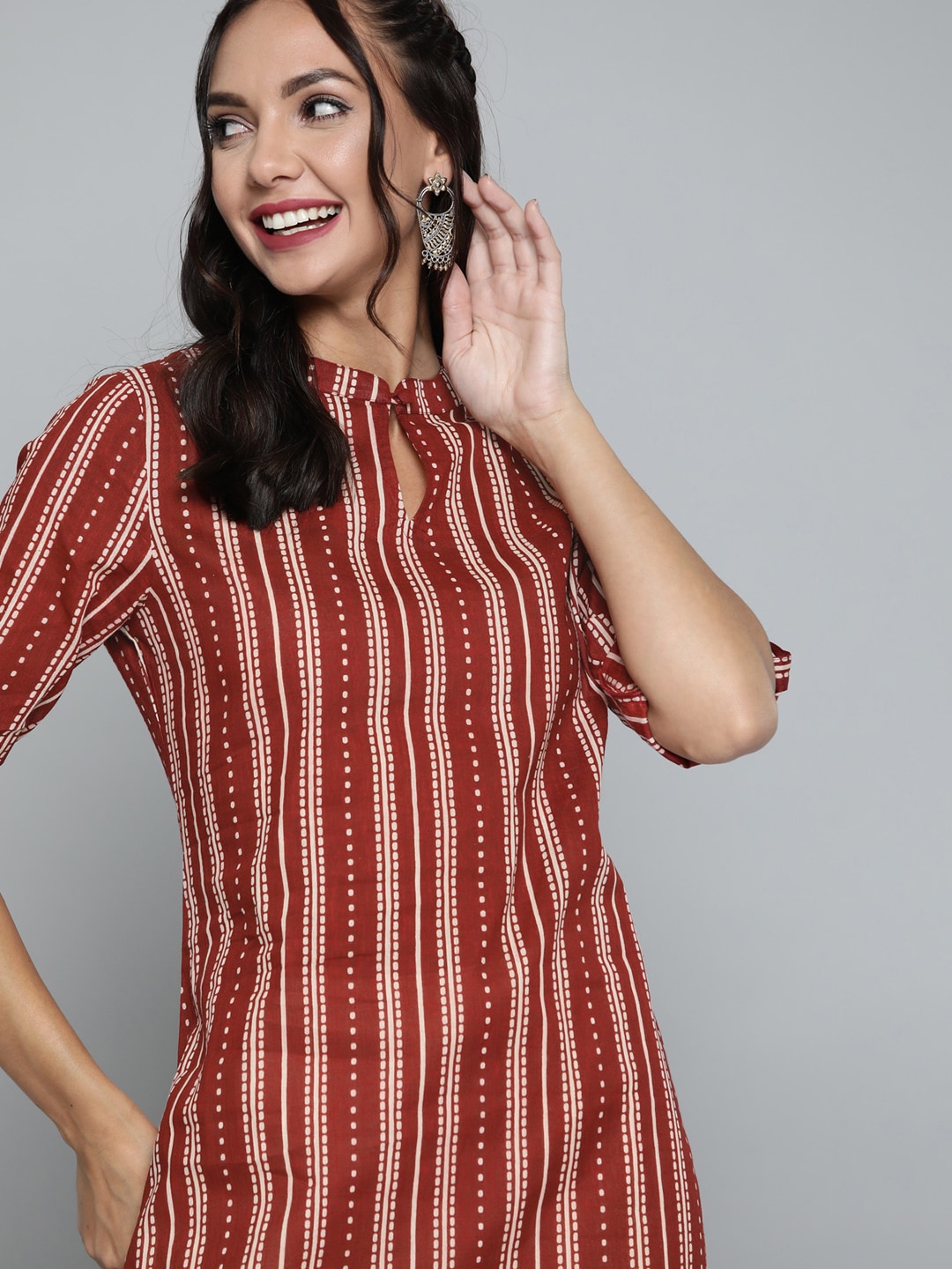 HERE&NOW Women Rust Red & Off-White Pure Cotton Striped Keyhole Neck Straight Kurta