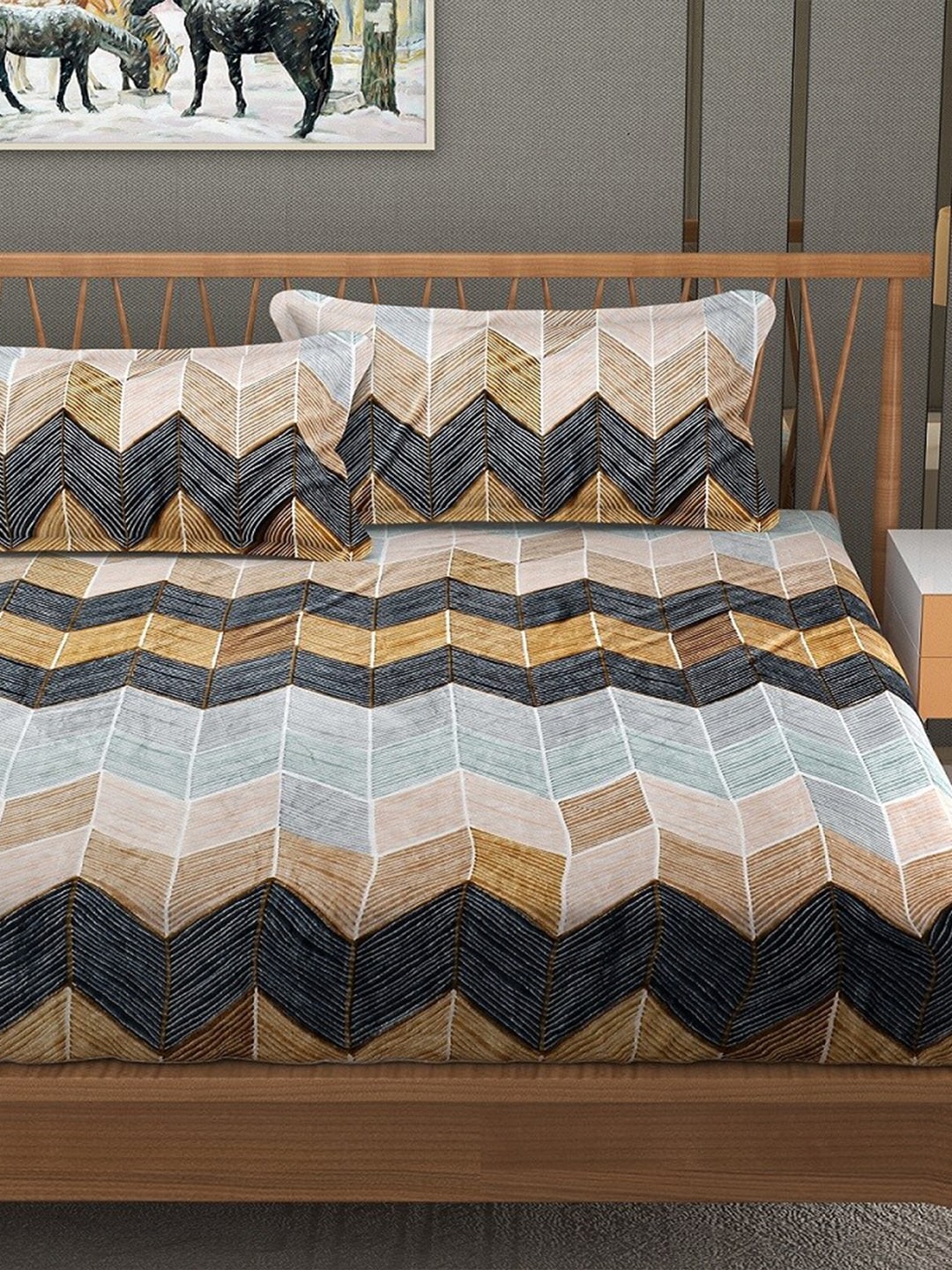 Stylespace by Isha Grey & Blue Geometric Velvet 330 TC King Bedsheet with 2 Pillow Covers