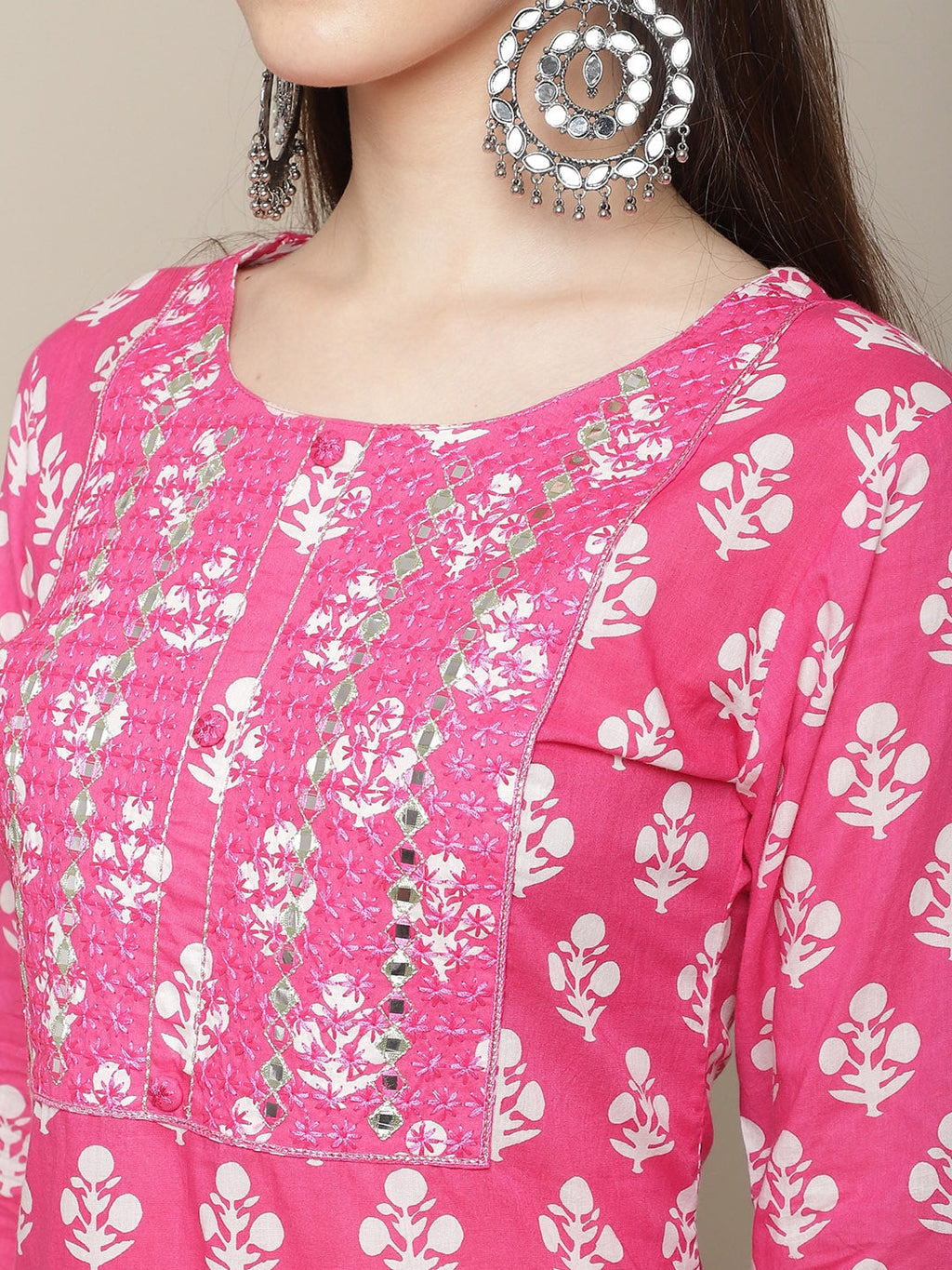 Sangria Women Floral Printed Mirror Work Pure Cotton Kurti with Trousers & Dupatta