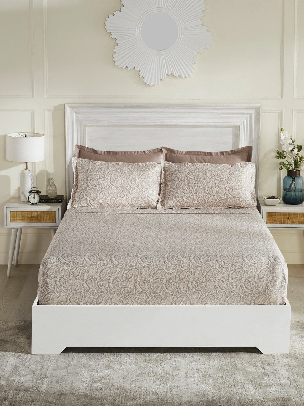 MYTRIDENTBeige White Ethnic Motifs 100% Cotton 400 TC King Bedsheet with 4 Pillow Covers