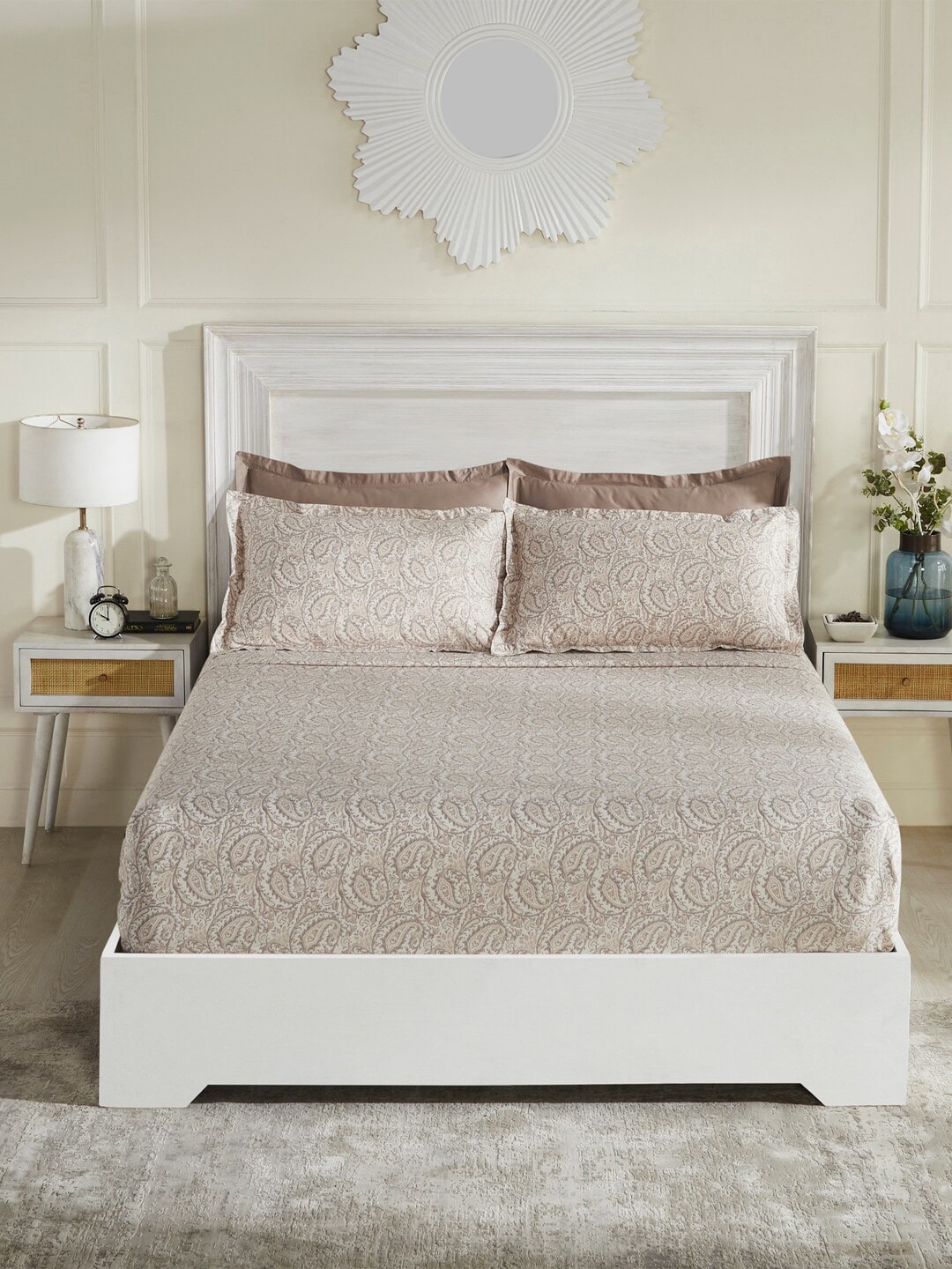 MYTRIDENTBeige White Ethnic Motifs 100% Cotton 400 TC King Bedsheet with 4 Pillow Covers
