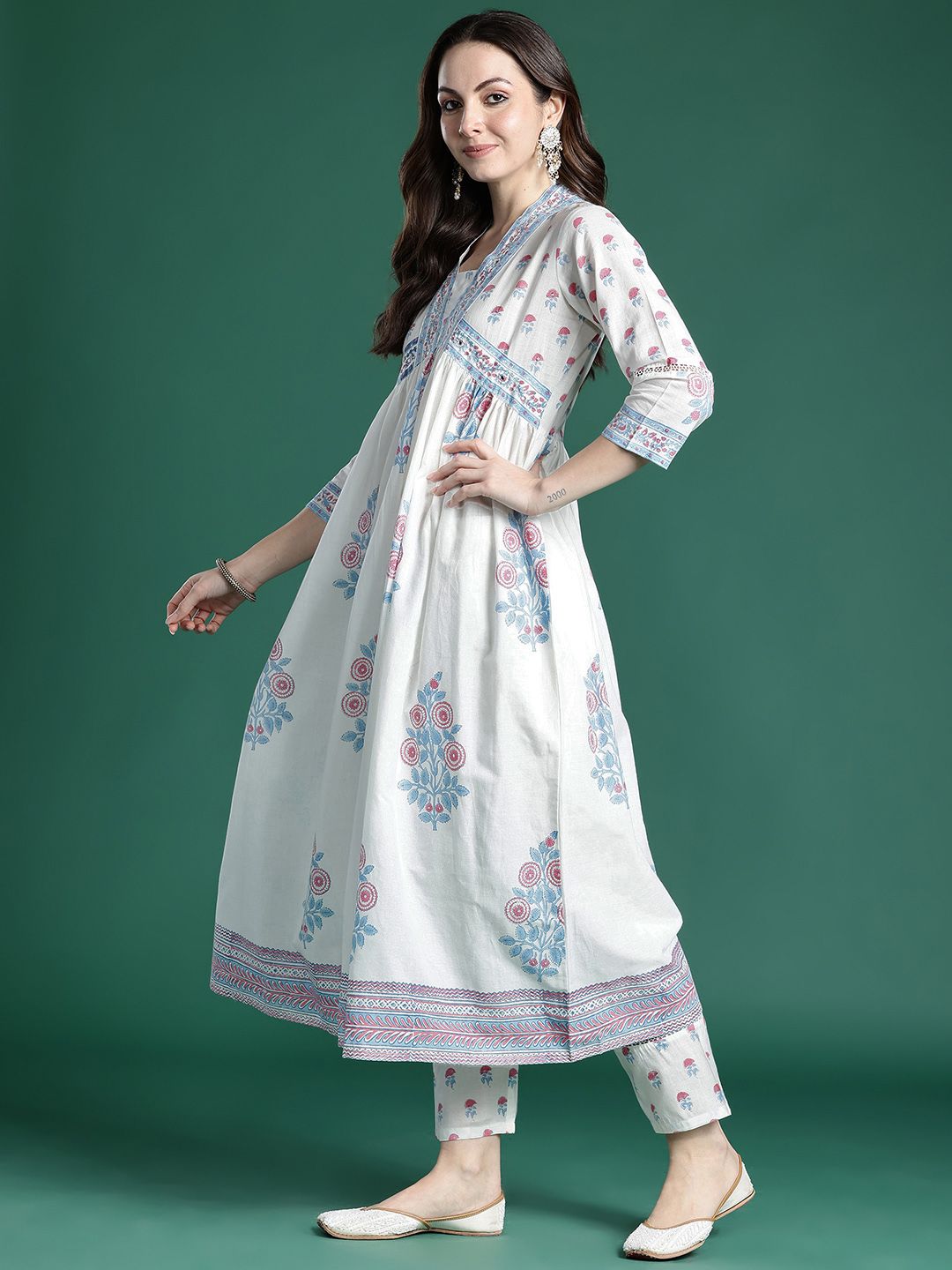 Indo Era Floral Printed Pure Cotton Kurta with Trousers & Dupatta - Distacart