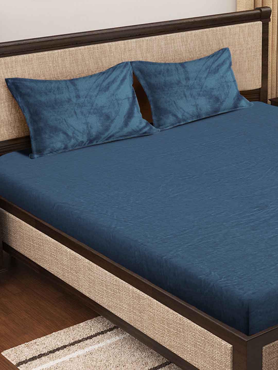 KLOTTHE Turquoise Blue 300 TC Woolen Fitted King Bedsheet With 2 Pillow Covers - Distacart