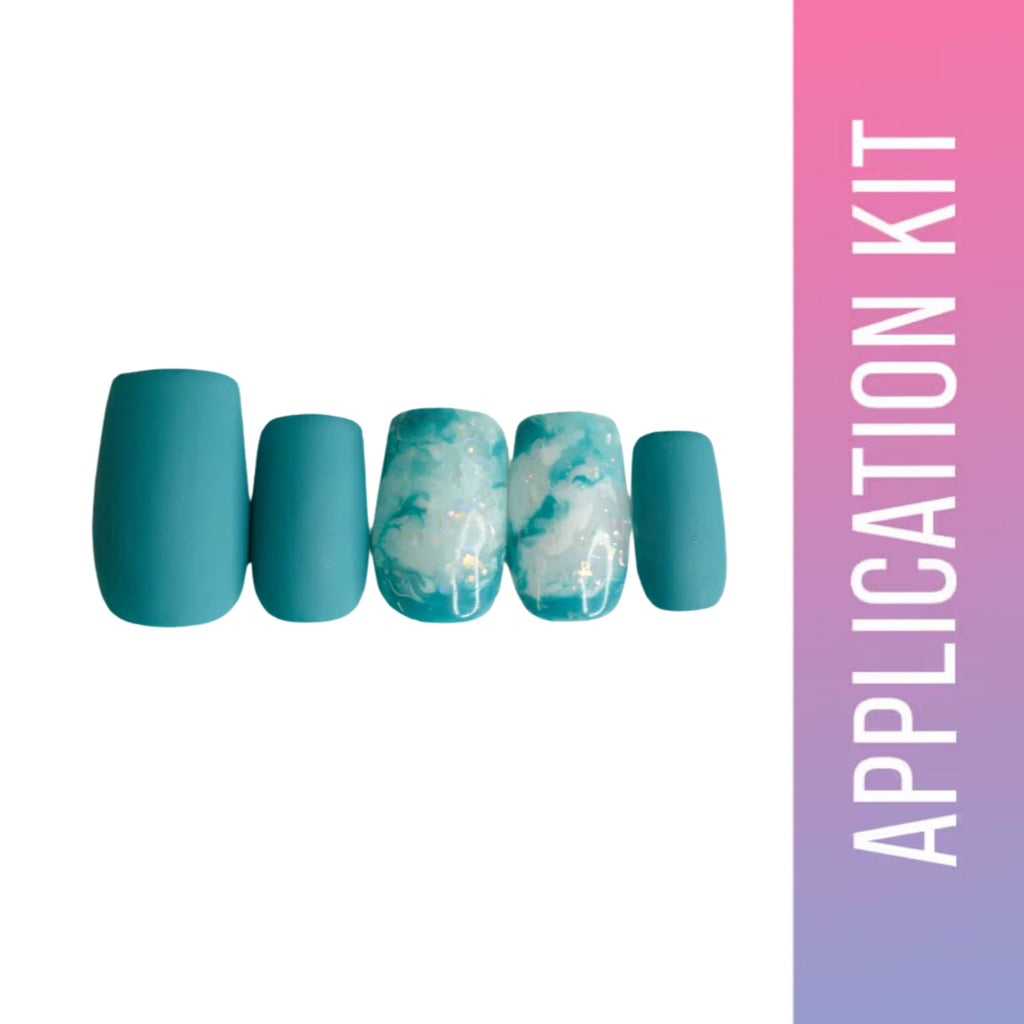 SOEZI Alora Short Square Reusable Press On Nails - Application Kit