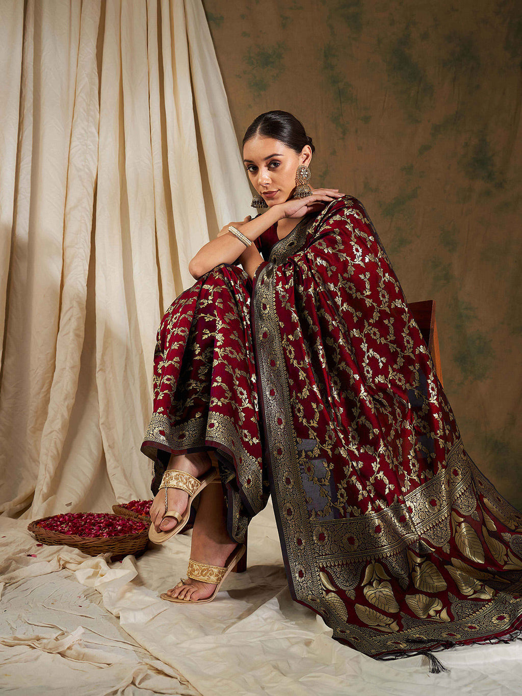 Sangria Woven Design Zari Kanjeevaram Saree - Distacart