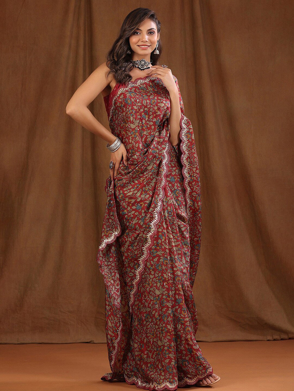 Sangria Maroon Floral Printed Beads And Stones Sarees - Distacart