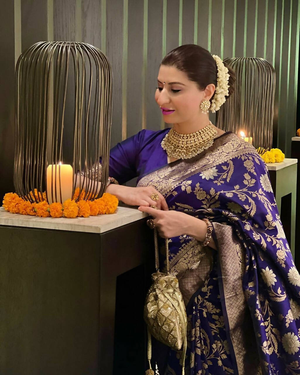 DEIANA'S Beautiful Designer Golden zari Soft Lichi Silk Saree - Blue