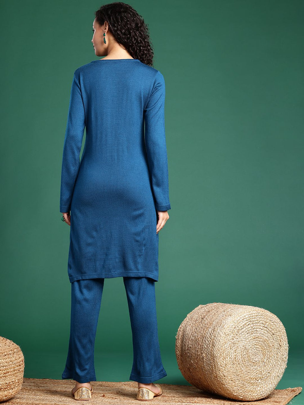 Sangria Ethnic Motifs Printed Regular Kurta With Trousers