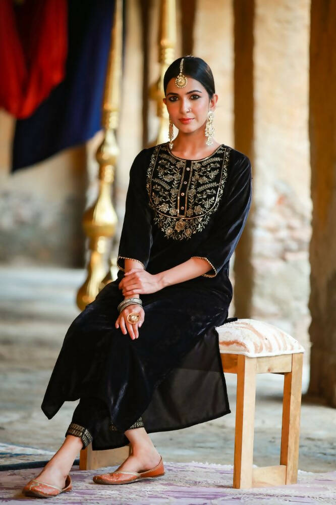Juniper Women Black Velvet Embroidered Straight Kurta Sets - Distacart