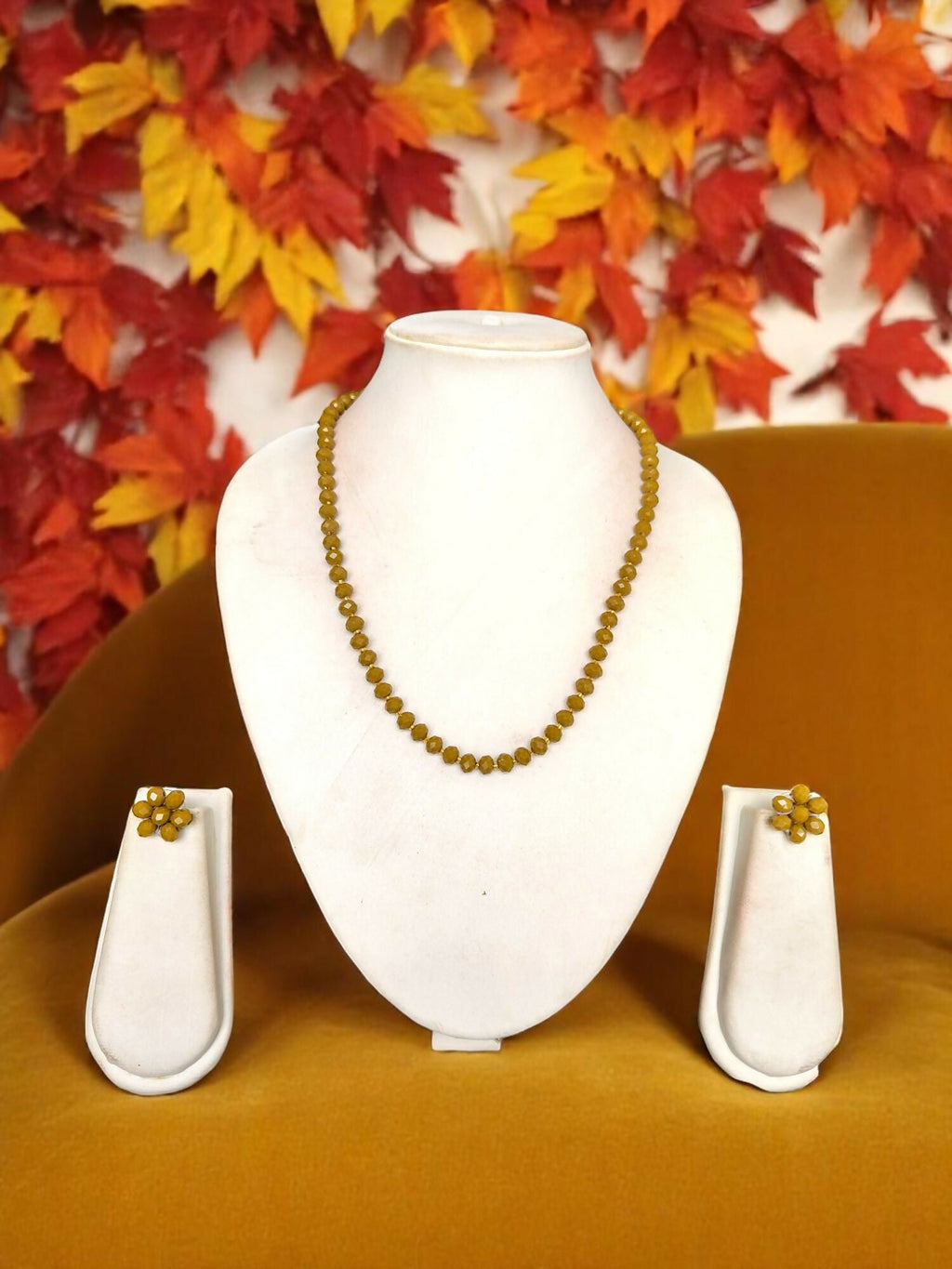 Inhanns Crystal Bloom – Single Line Necklace + Studs - Mehandi