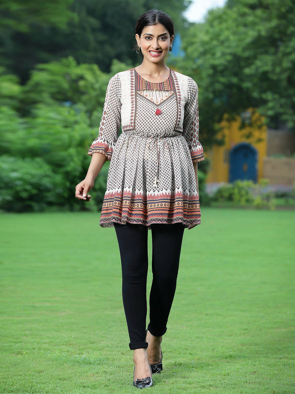Juniper Women's Ivory Georgette Geometric Printed Tunic - Distacart