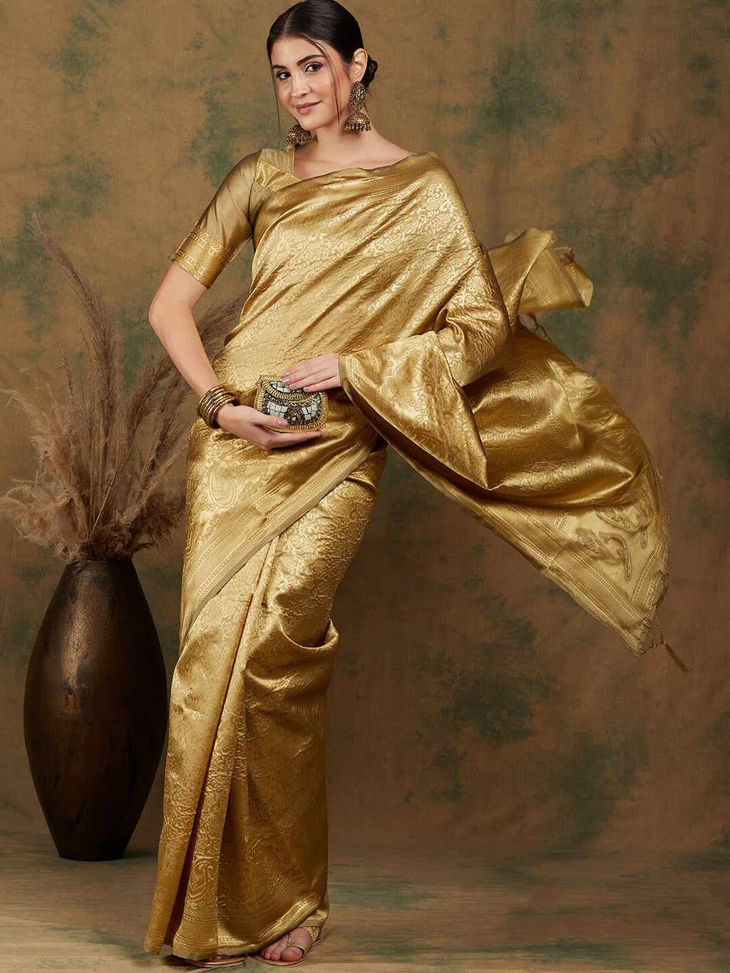 Sangria Ethnic Motif Woven-Design Banarasi Saree - Distacart