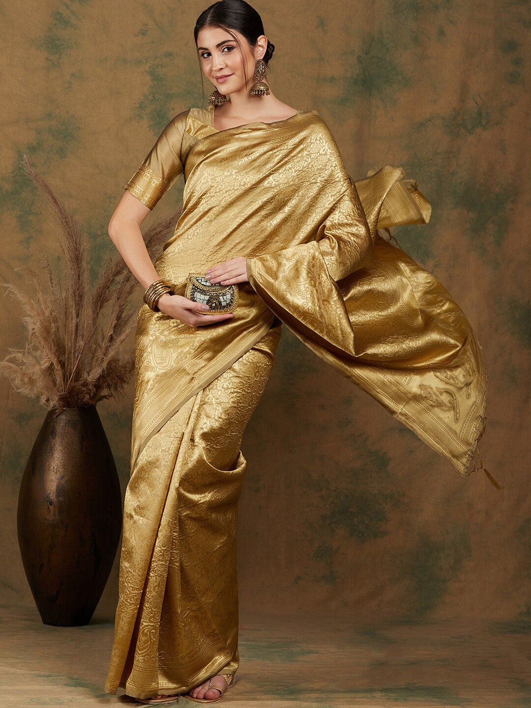Sangria Ethnic Motif Woven-Design Banarasi Saree - Distacart