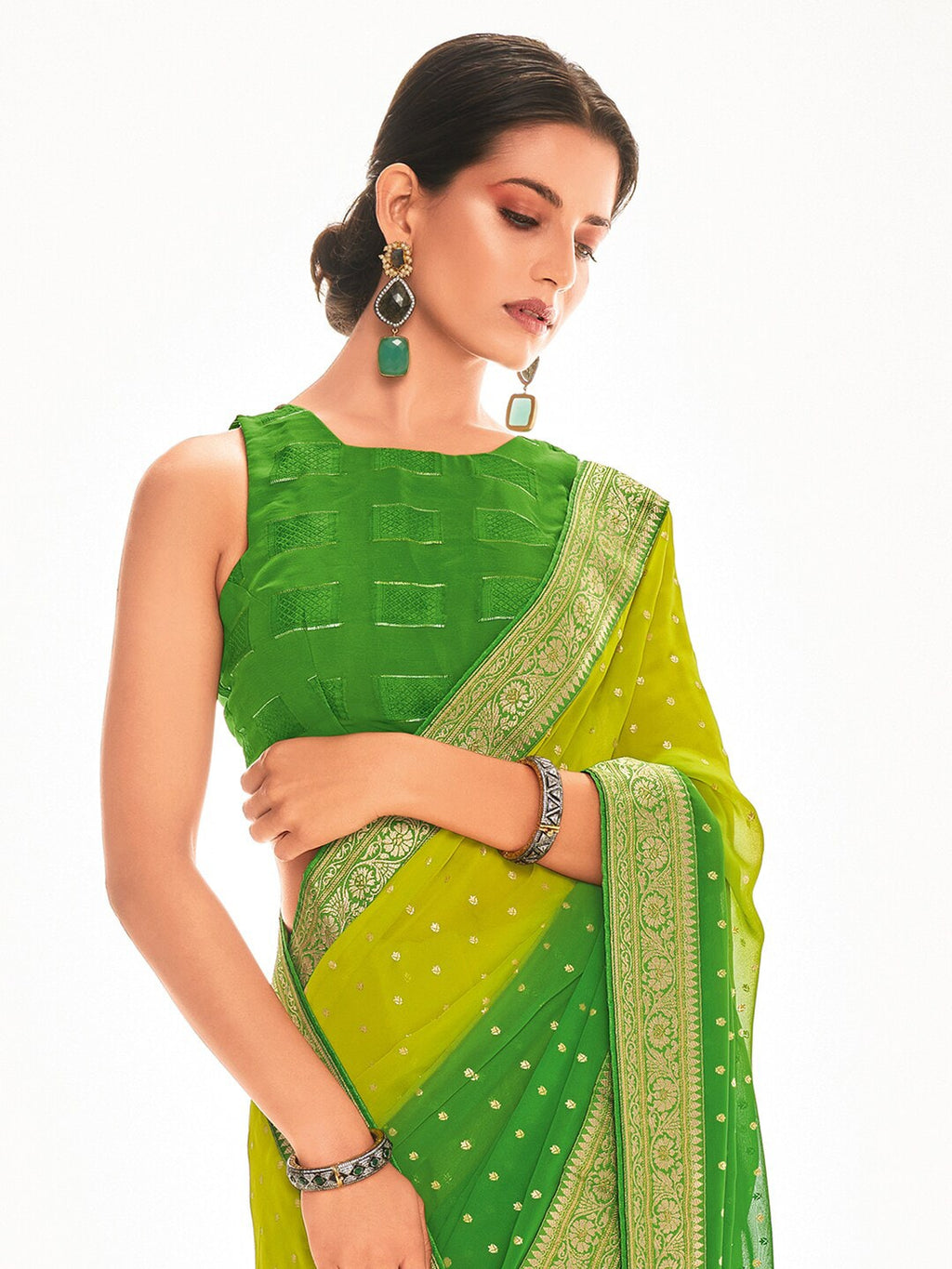 Saree Mall Green & Yellow Ethnic Motifs Embroidered Silk Blend Mangalagiri Sarees