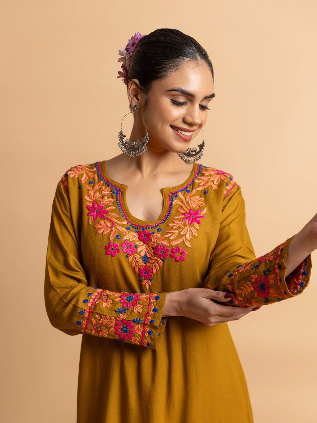 HOUSE OF KARI Floral Yoke Design Chikankari Kurta With Palazzo
